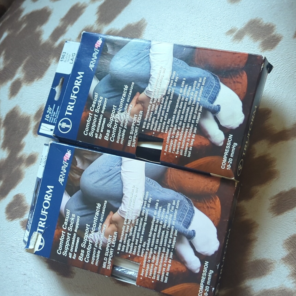 Bundle Truform Support Socks - image 1